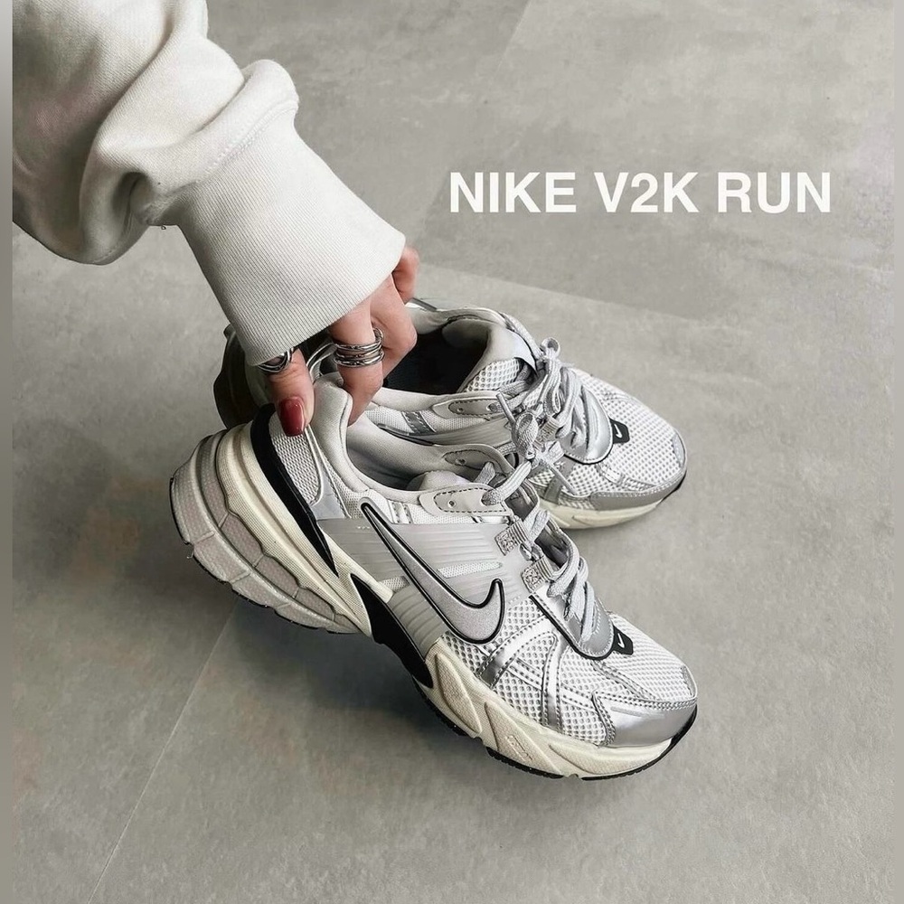 Brand New Nike V2K Run “Summit White Metallic Silver “ Women’s Shoes FD0736-100